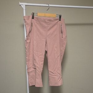Michel Studio Blush Pink Capris with Zip Pockets Size 18